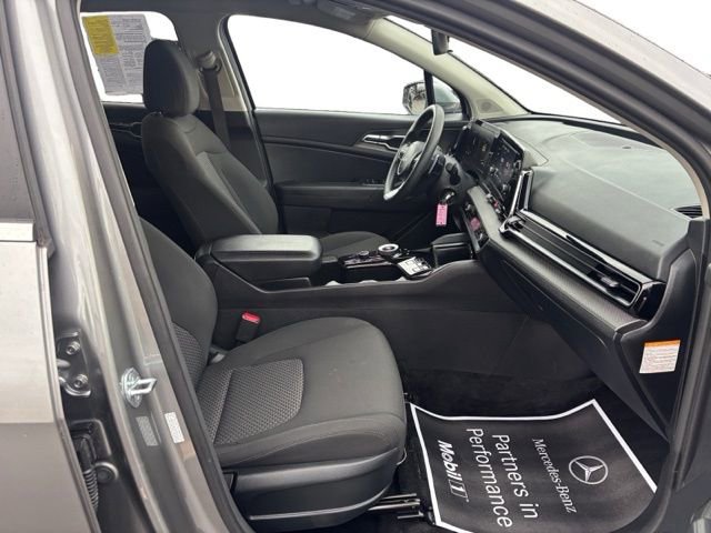 Certified 2023 Kia Sportage LX image 11