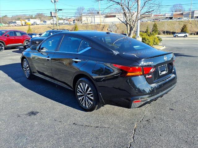Certified 2024 Nissan Altima 2.5 SV image 11