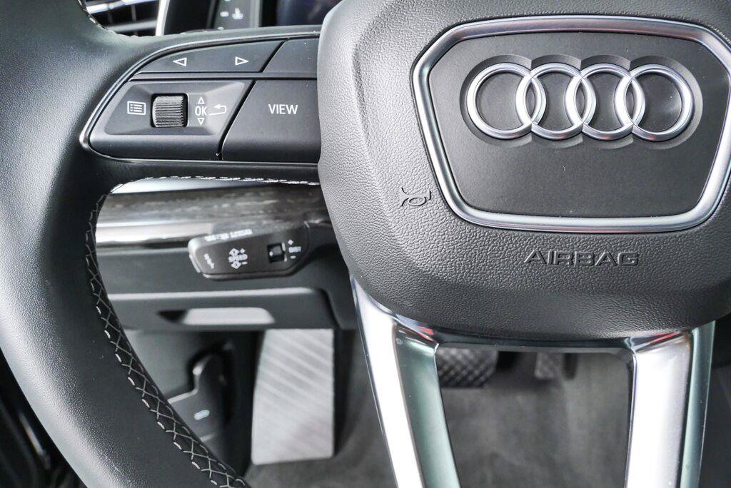 Used 2025 Audi Q7 3.0T Prestige AWD/4WD image 9