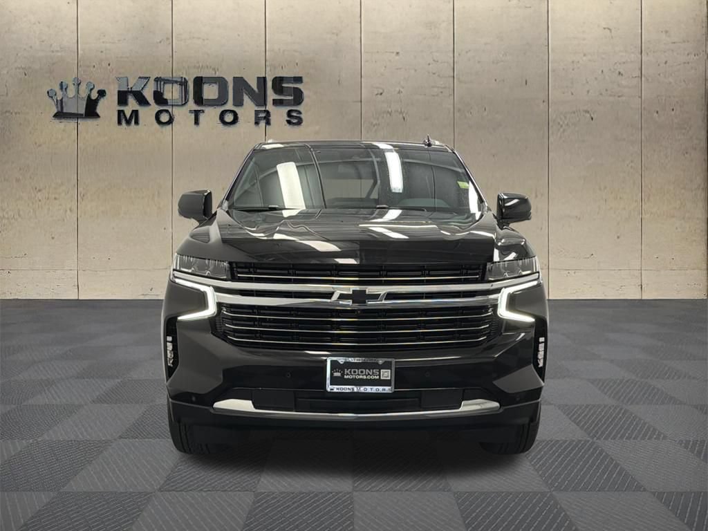 Used 2024 Chevrolet Tahoe LT w/ Luxury Package AWD/4WD image 3