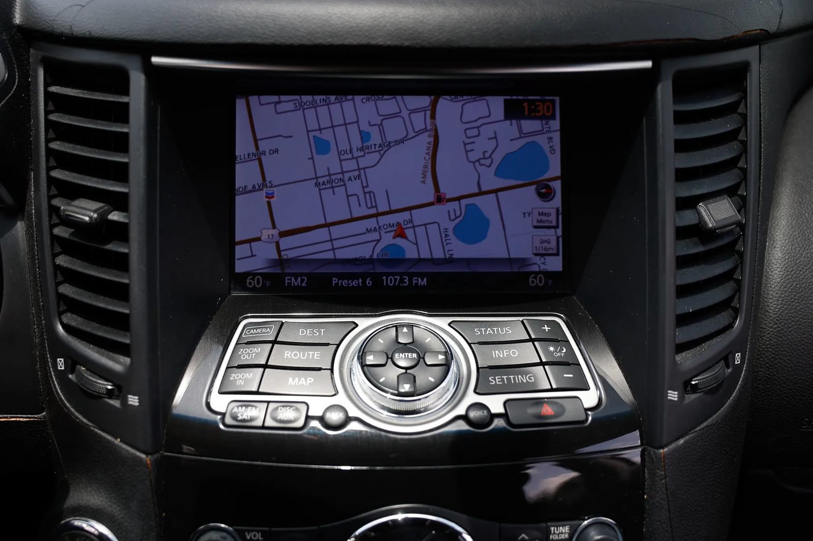 Used 2011 INFINITI FX35 2WD w/ Premium Pkg image 33
