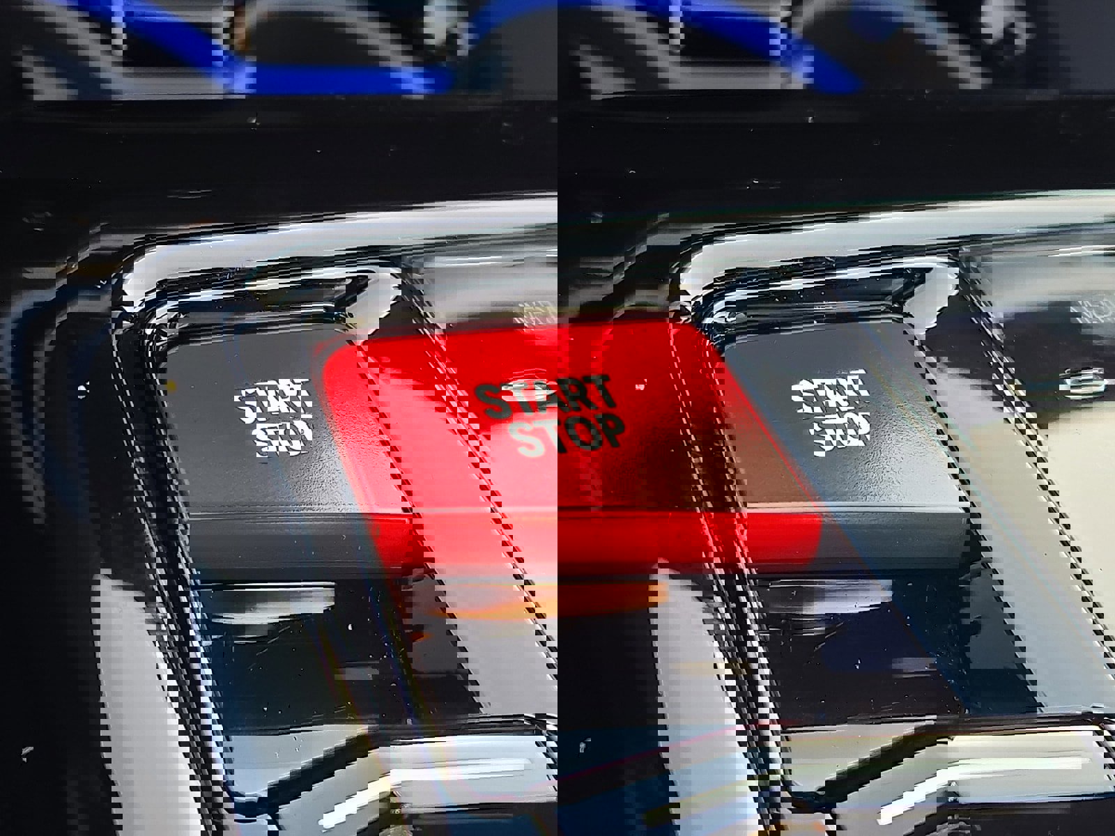 Used 2026 BMW M5 w/ Carbon Package image 25