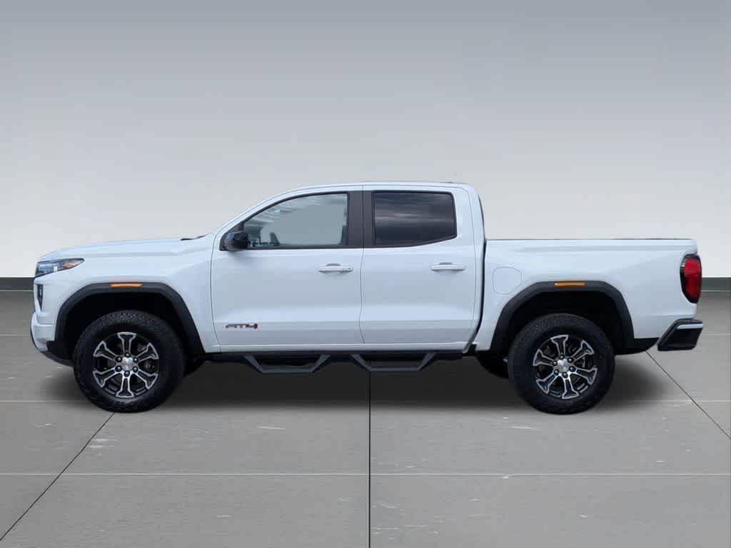 Used 2023 GMC Canyon AT4 AWD/4WD image 3