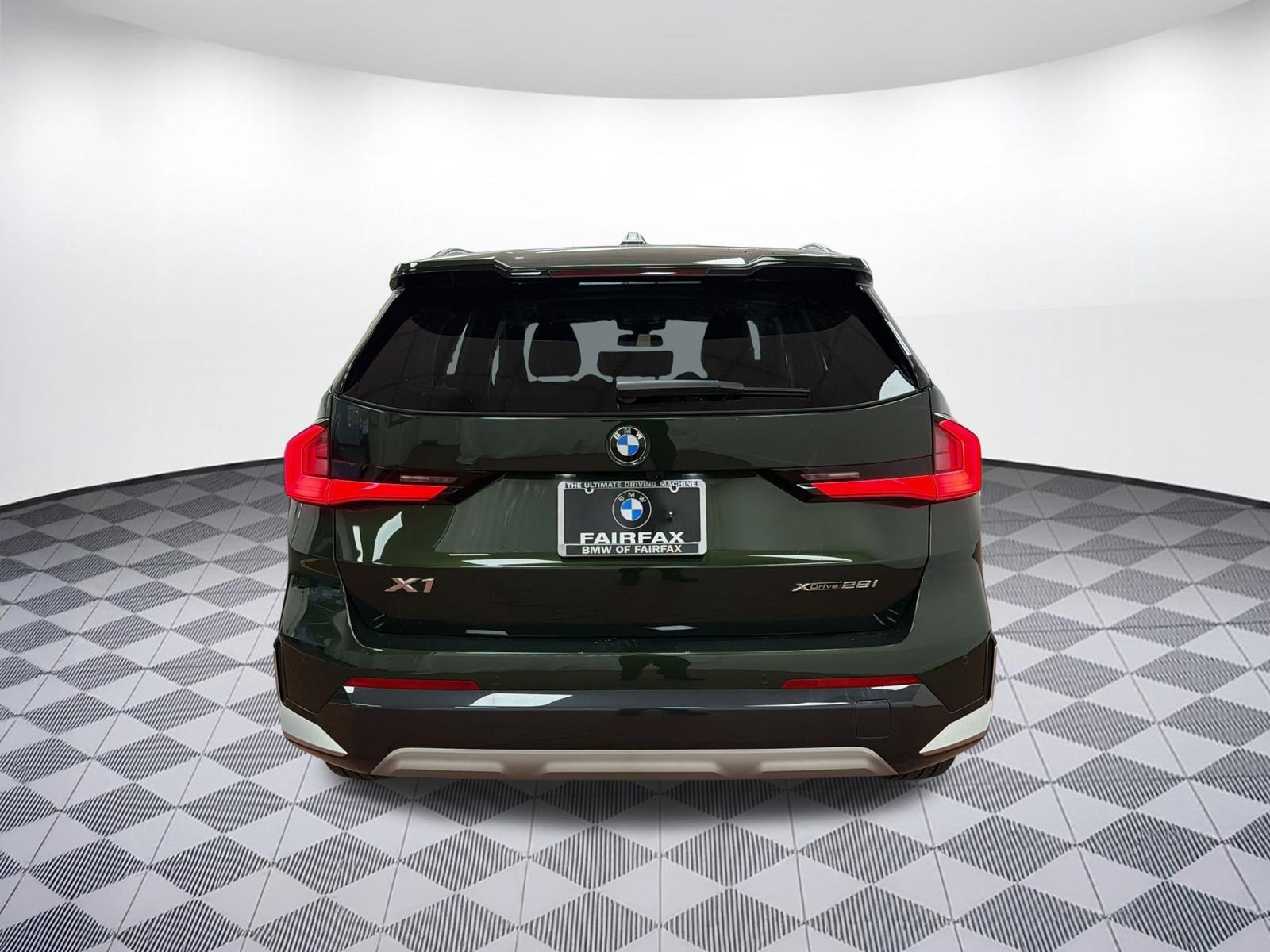 Used 2025 BMW X1 xDrive28i w/ Convenience Package image 10