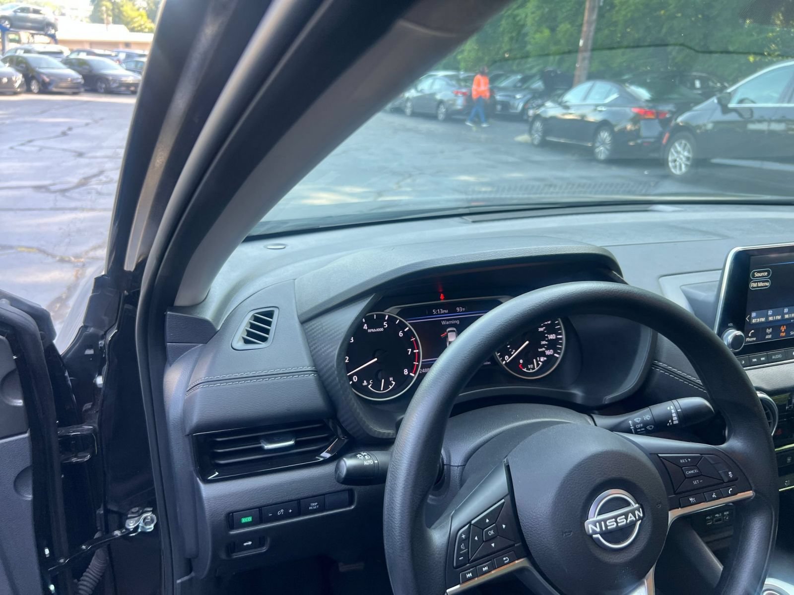 Used 2025 Nissan Sentra SV FWD image 28