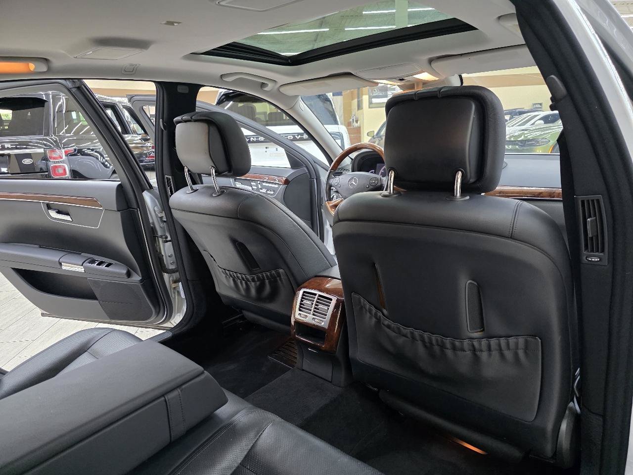 Used 2010 Mercedes-Benz S 550 image 24