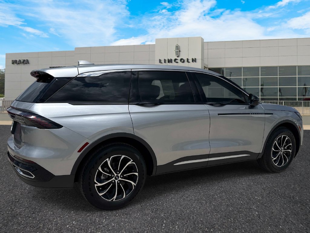 New 2026 Lincoln Nautilus Premier w/ Equipment Group 102A AWD/4WD image 3