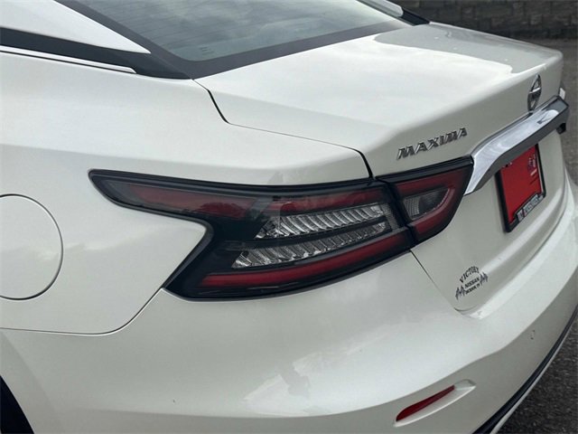Used 2023 Nissan Maxima SL image 12