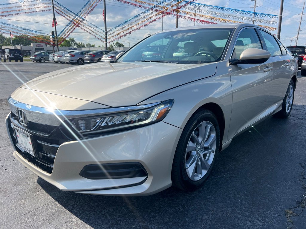 Used 2018 Honda Accord LX image 3