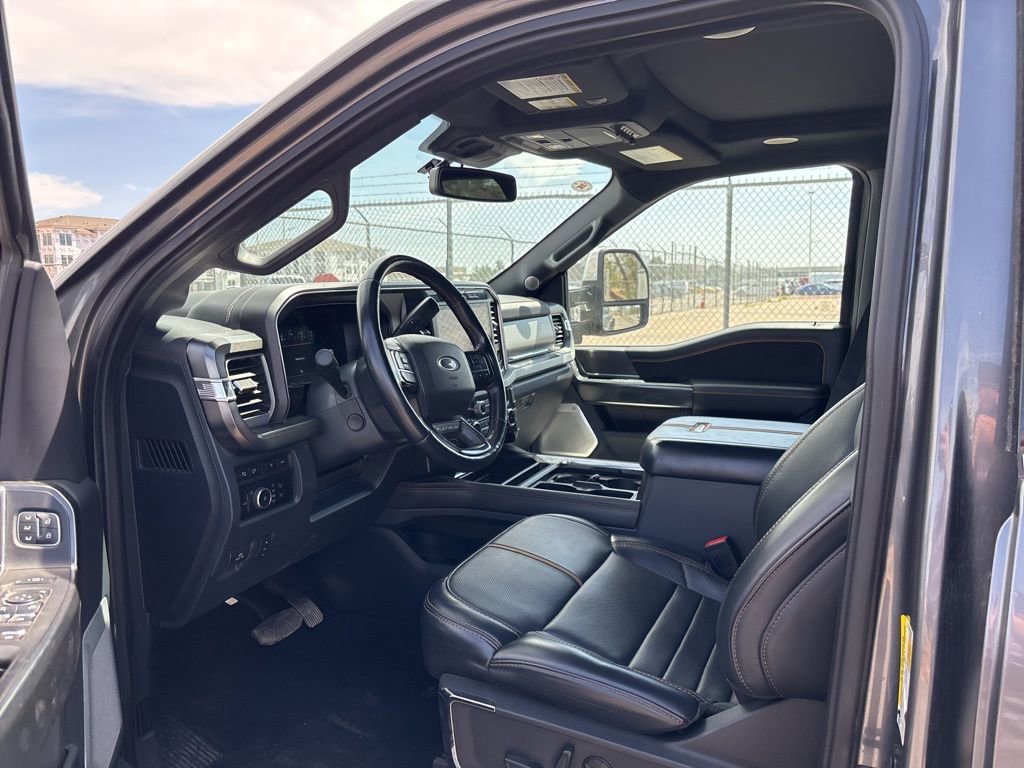Used 2024 Ford F450 Platinum w/ FX4 Off-Road Package AWD/4WD image 9