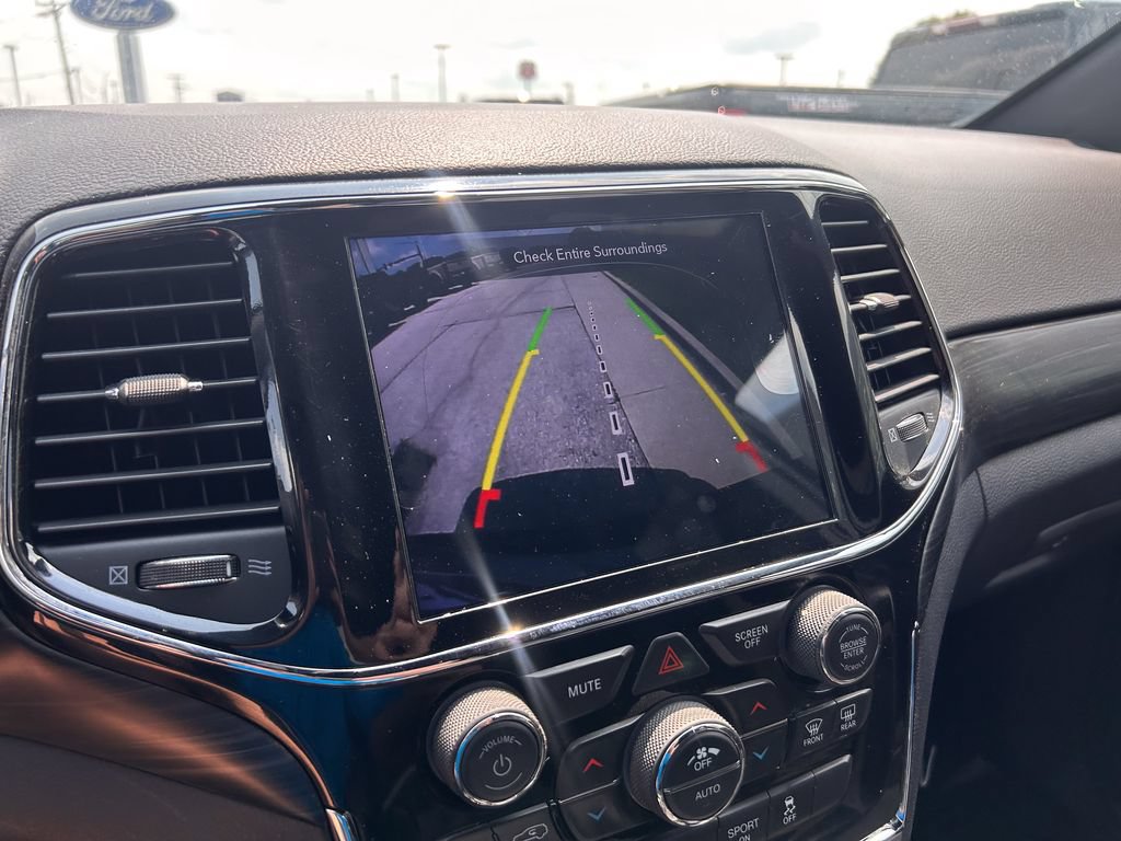Used 2019 Jeep Grand Cherokee Altitude AWD/4WD image 25