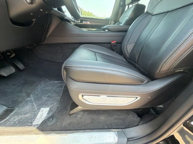 New 2026 Jeep Grand Wagoneer Summit AWD/4WD image 21