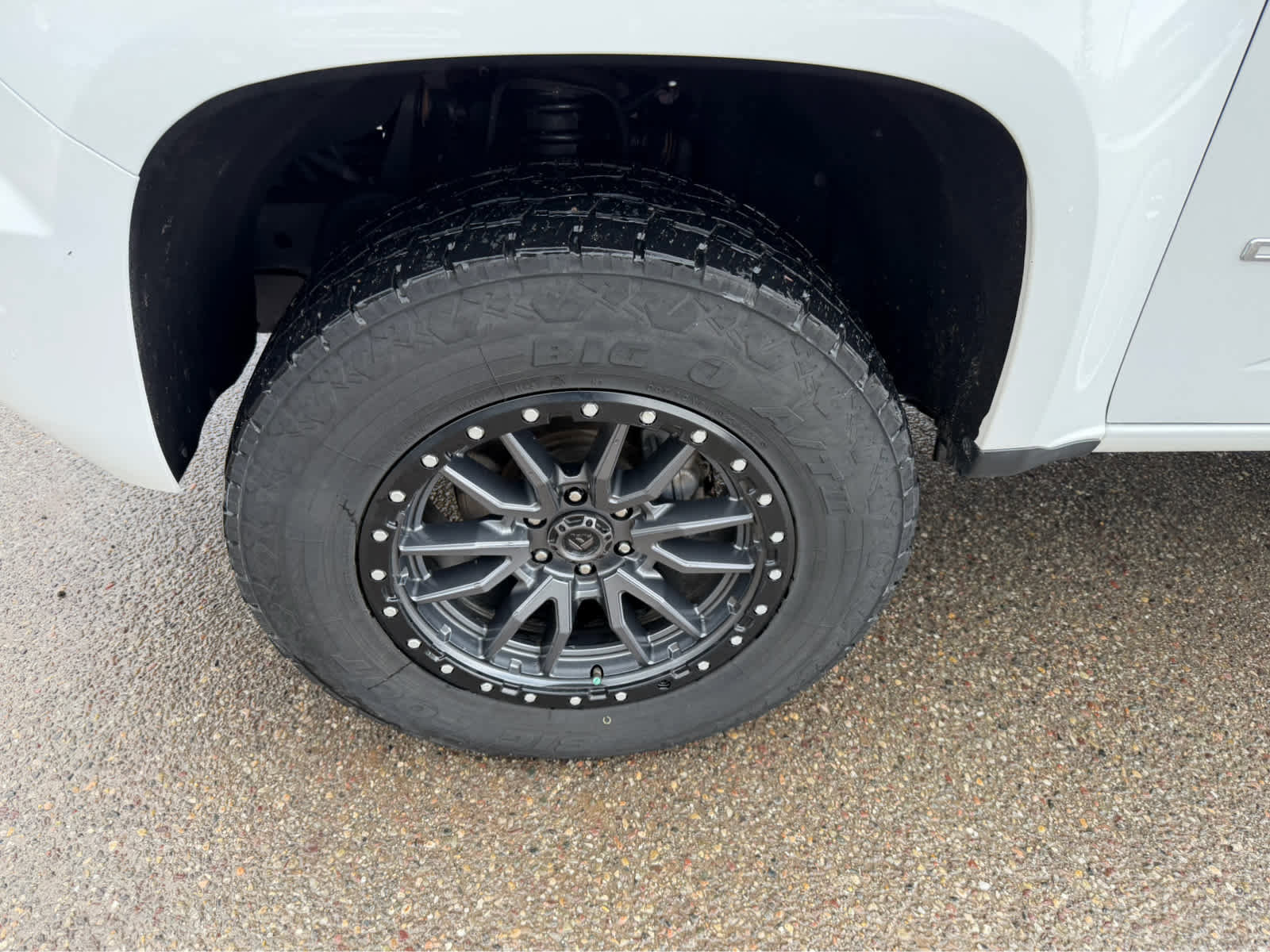 Used 2018 GMC Canyon SLT w/ Driver Alert Package image 23