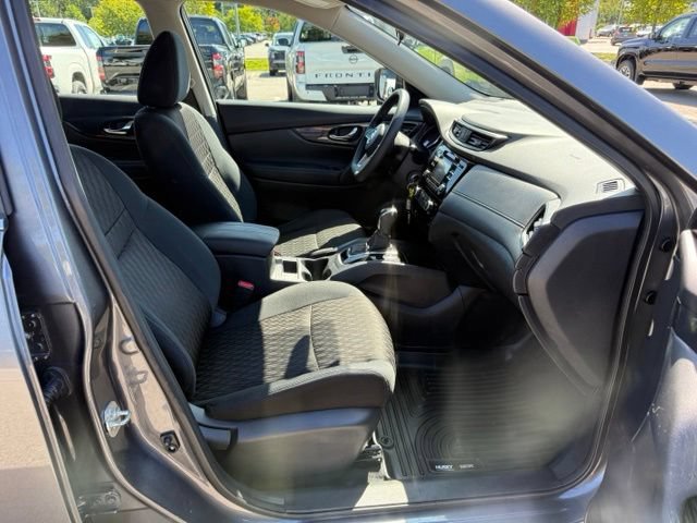 Used 2017 Nissan Rogue S AWD/4WD image 32