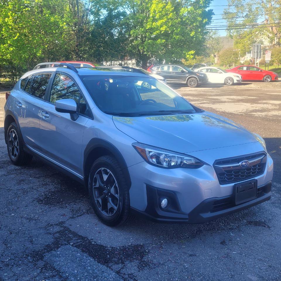 Used 2020 Subaru Crosstrek 2.0i Premium w/ Moonroof Package 1 AWD/4WD image 2