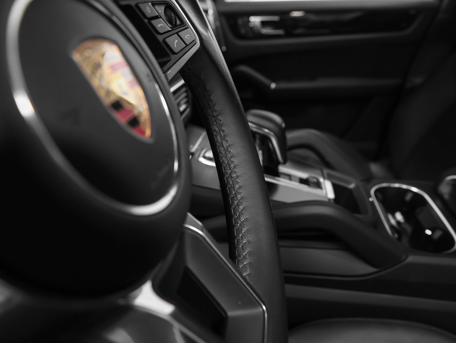 Certified 2023 Porsche Cayenne S AWD/4WD image 32