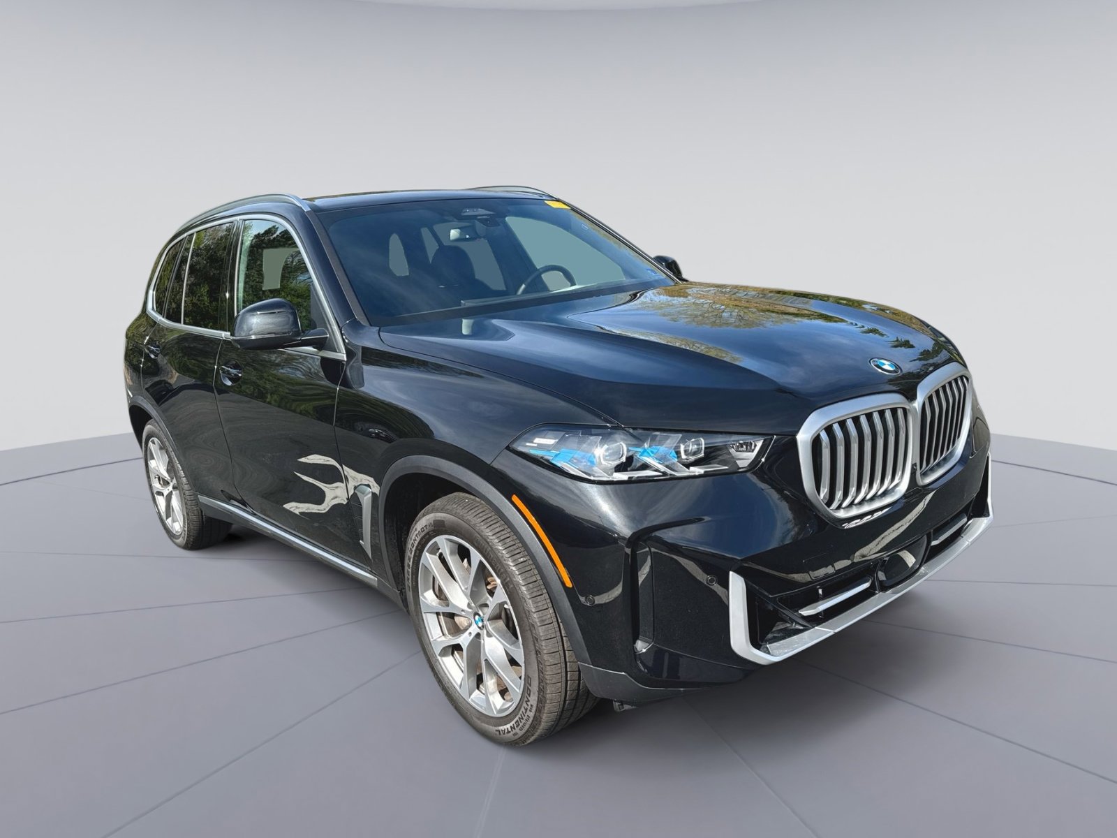 Certified 2025 BMW X5 xDrive40i w/ Premium Package image 1