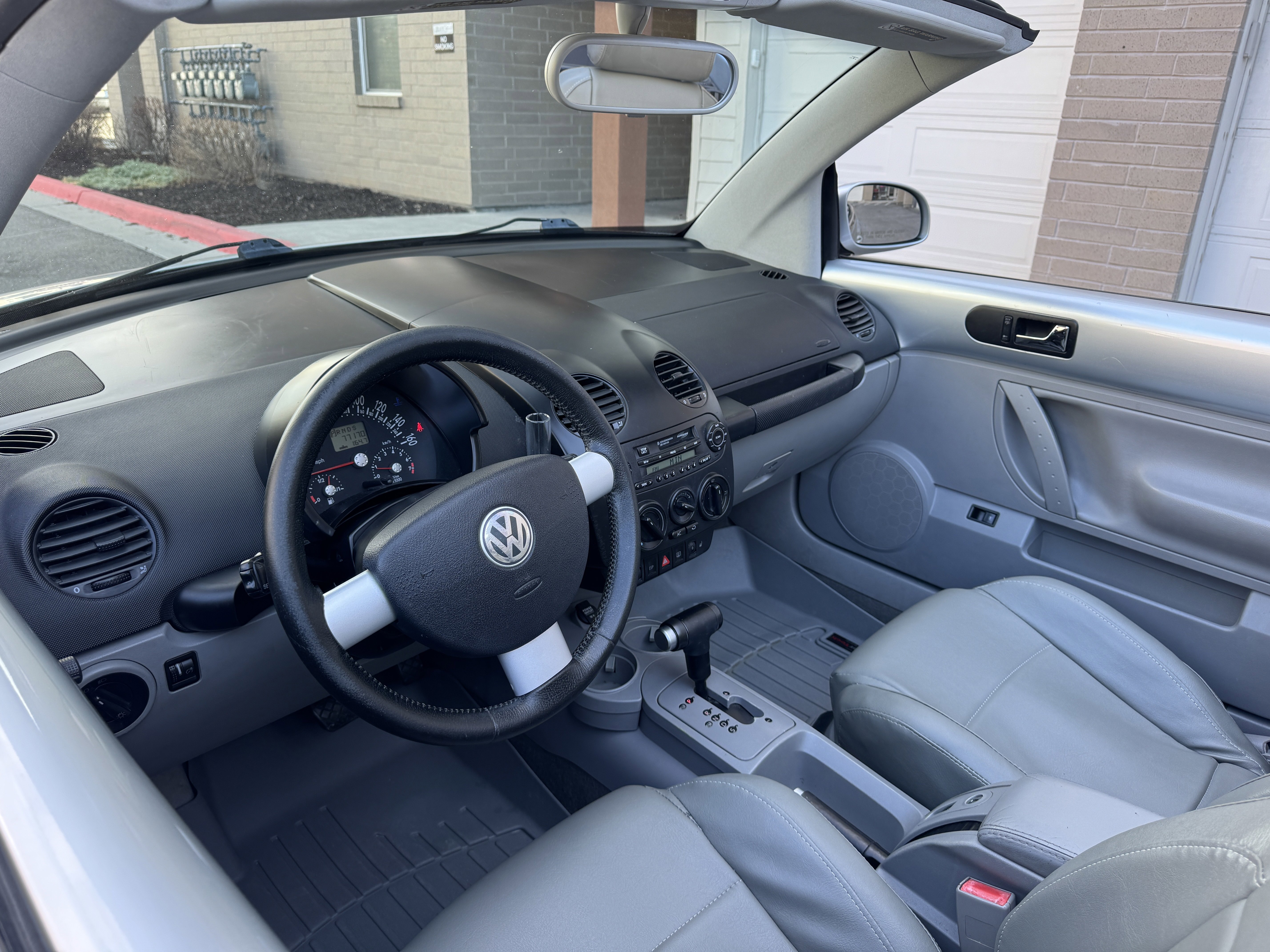 Used 2004 Volkswagen Beetle GLS image 18