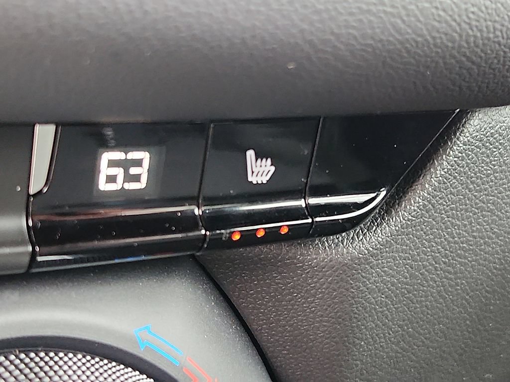 Used 2025 Chevrolet Blazer LT AWD/4WD image 23