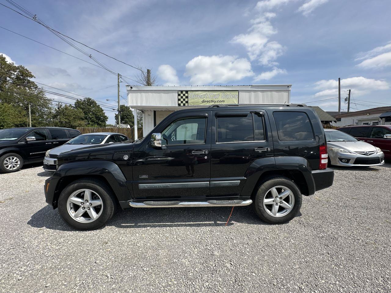 Used 2009 Jeep Liberty Sport AWD/4WD image 2