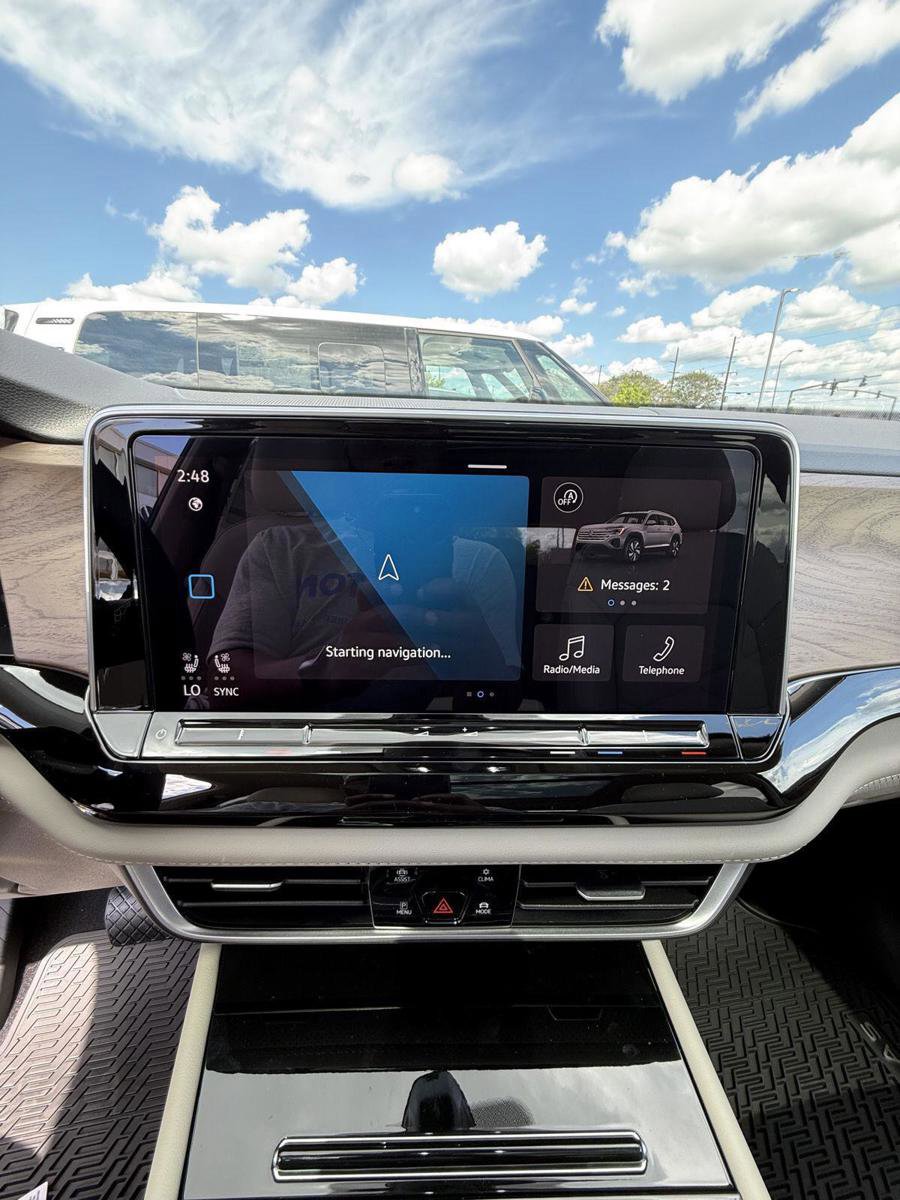 New 2026 Volkswagen Atlas SE image 14