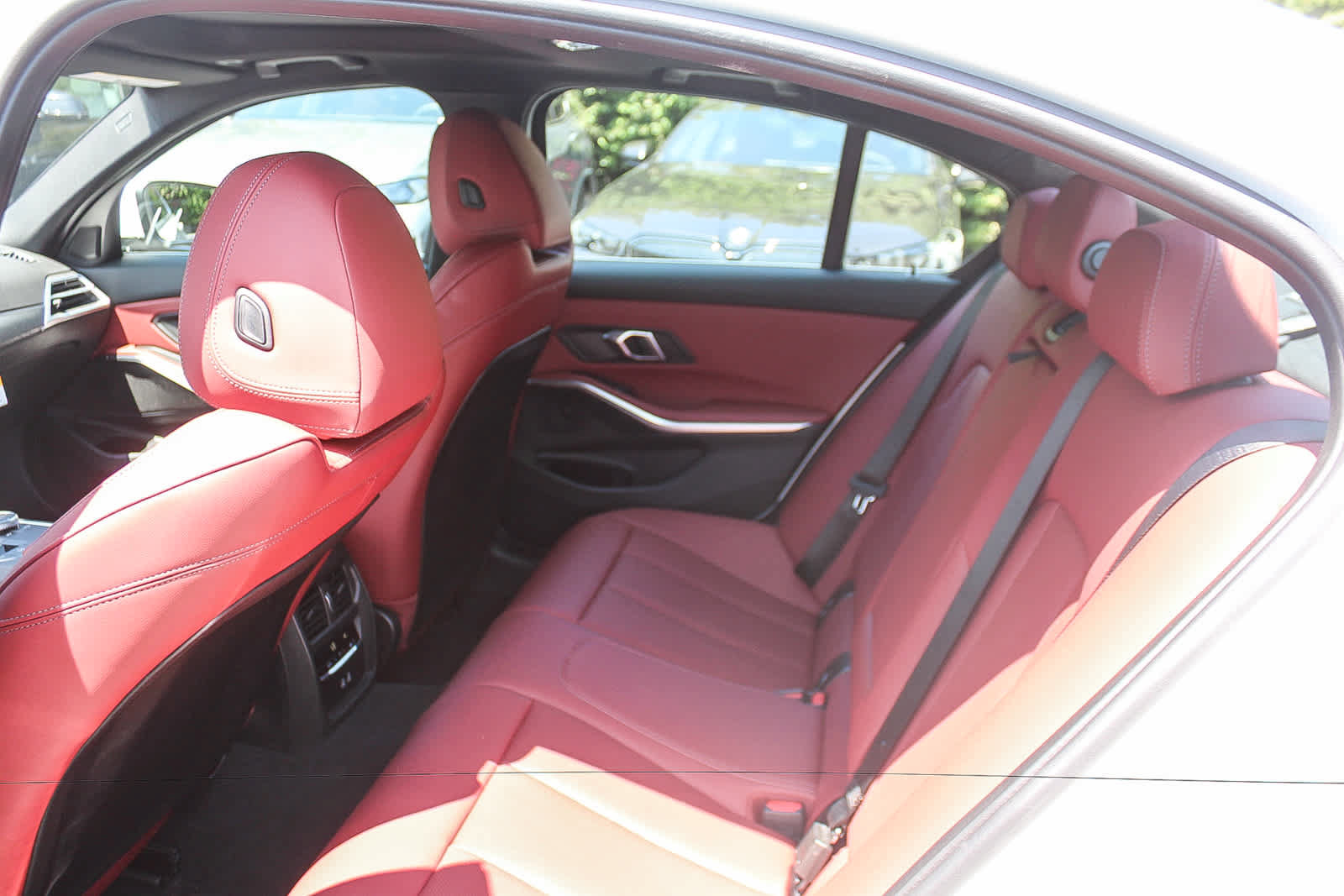 Used 2026 BMW 330i Sedan w/ Convenience Package RWD image 17