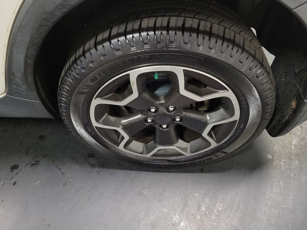 Used 2013 Subaru Crosstrek 2.0i Premium image 11