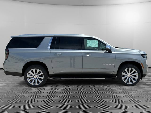 New 2026 Chevrolet Suburban Premier AWD/4WD image 6