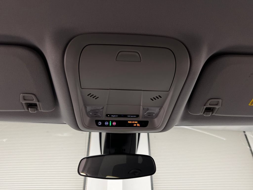 Used 2025 Chevrolet Blazer LT FWD image 64