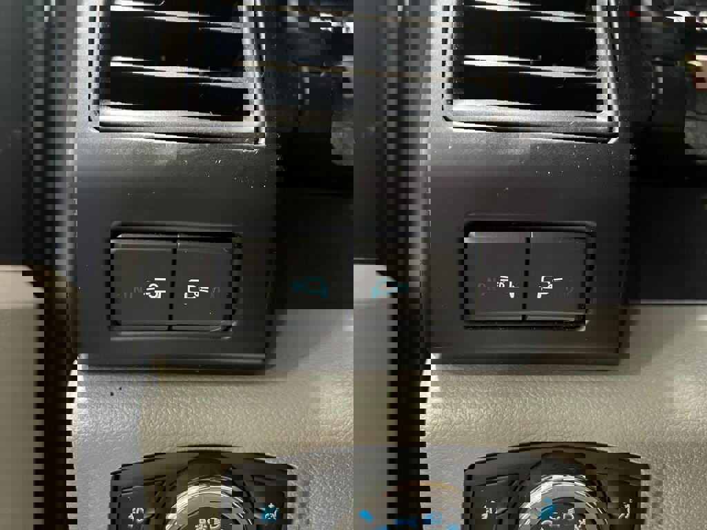 Used 2019 Ford F150 XL w/ Equipment Group 101A Mid image 14