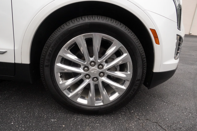 Used 2017 Cadillac XT5 Platinum AWD/4WD image 36
