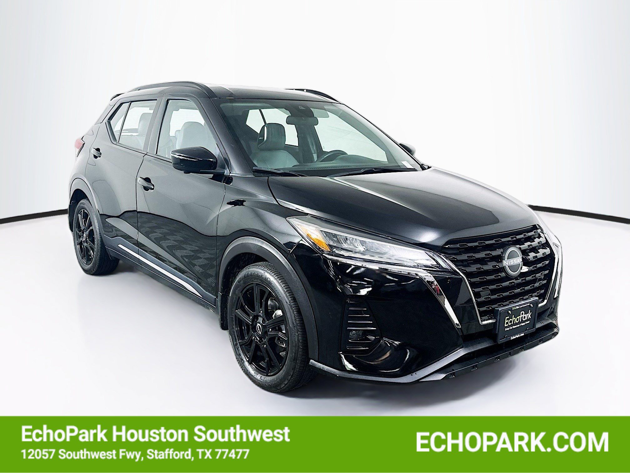 Used 2023 Nissan Kicks SR w/ SR Premium Package