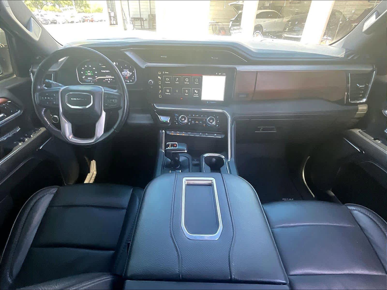Used 2022 GMC Sierra 1500 Denali AWD/4WD image 16