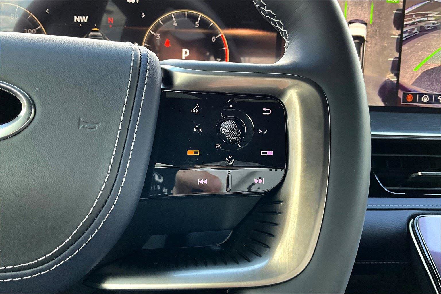 New 2026 INFINITI QX80 4WD w/ Sport Exterior Package image 33