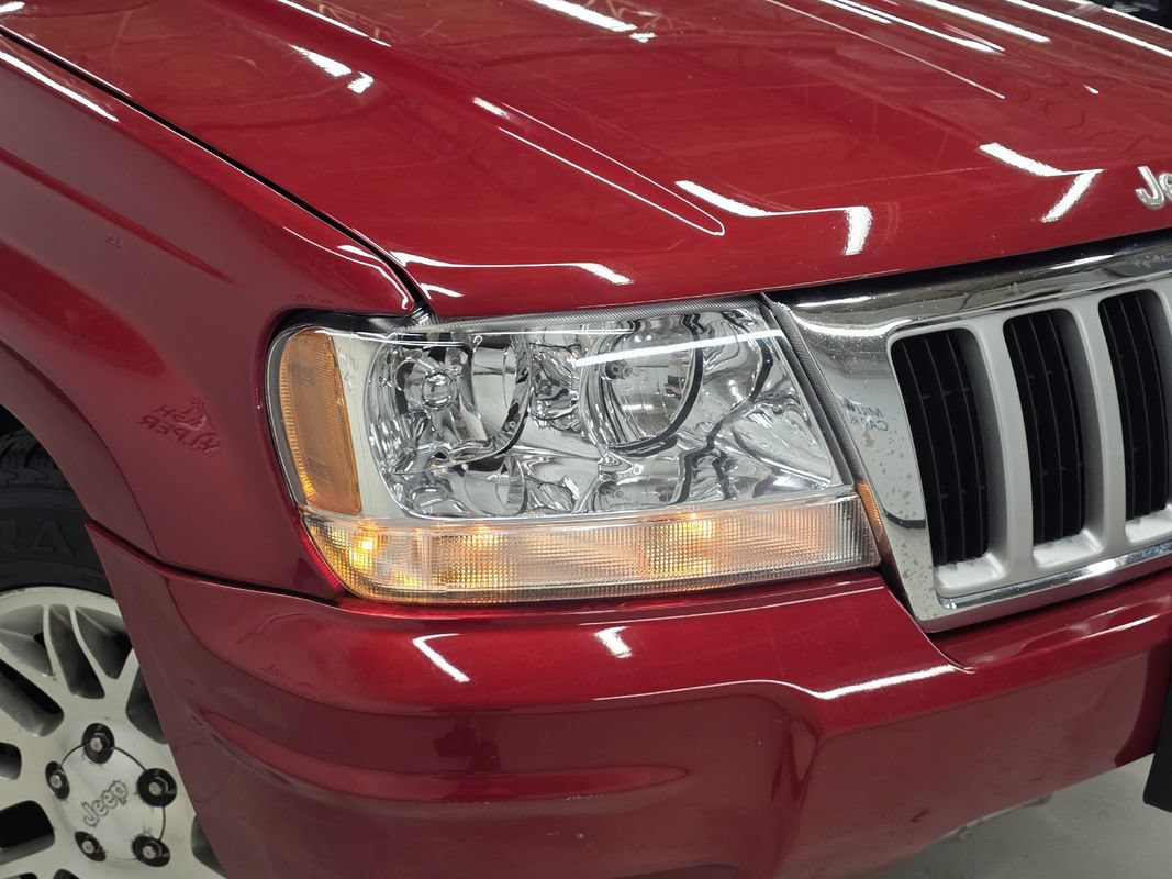 Used 2004 Jeep Grand Cherokee Limited w/ Cold Weather Group AWD/4WD image 38