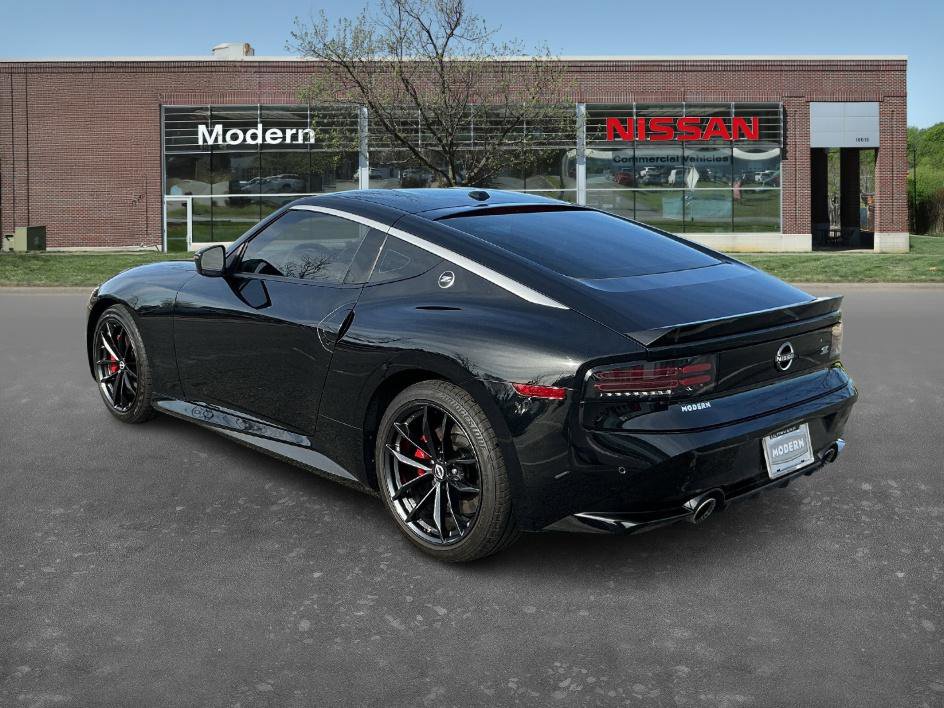 Certified 2024 Nissan Z Performance w/ Floor Mat Package image 2