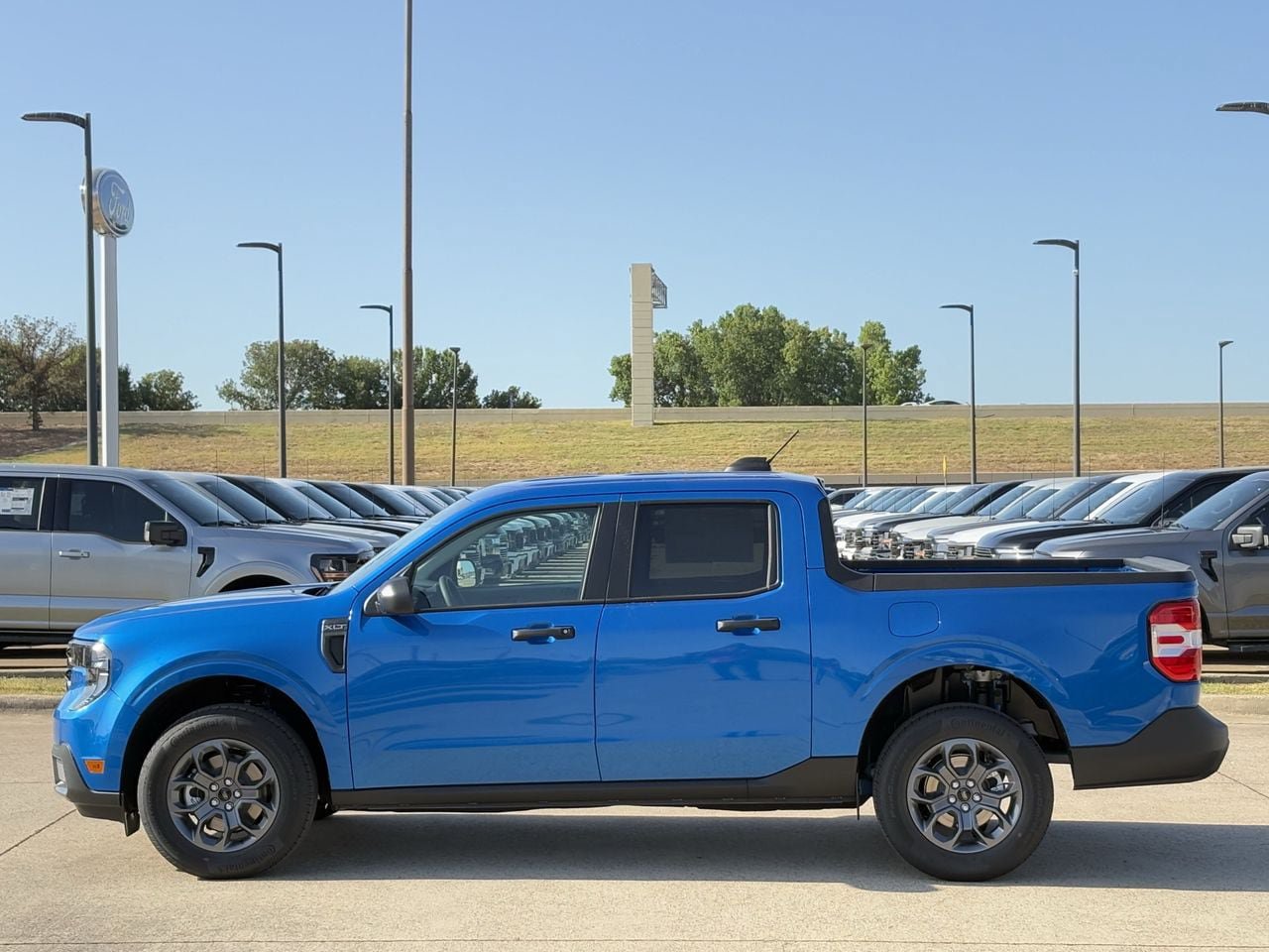New 2026 Ford Maverick XLT FWD image 3