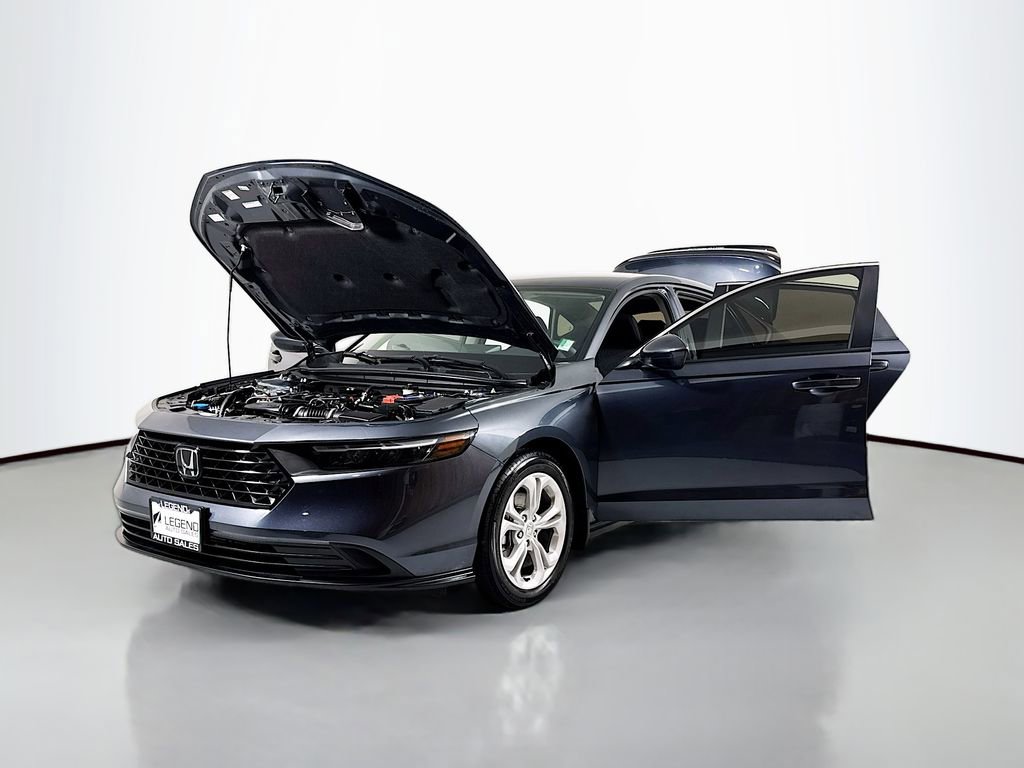 Used 2025 Honda Accord LX image 18