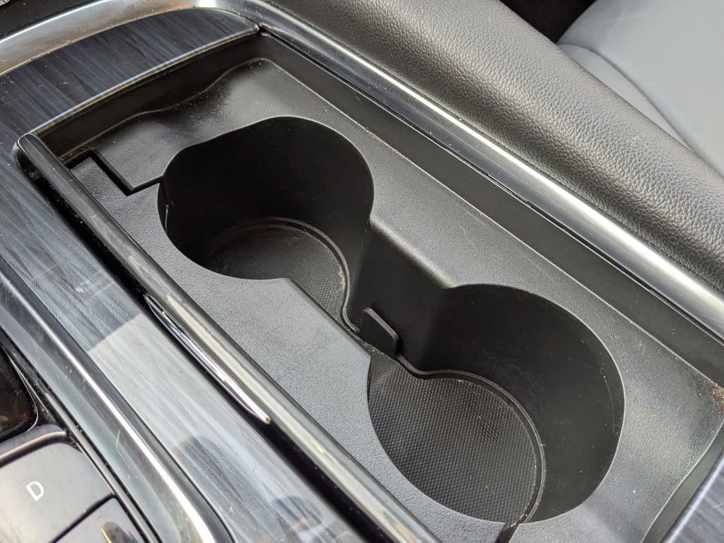 Used 2024 Buick Enclave Premium image 20