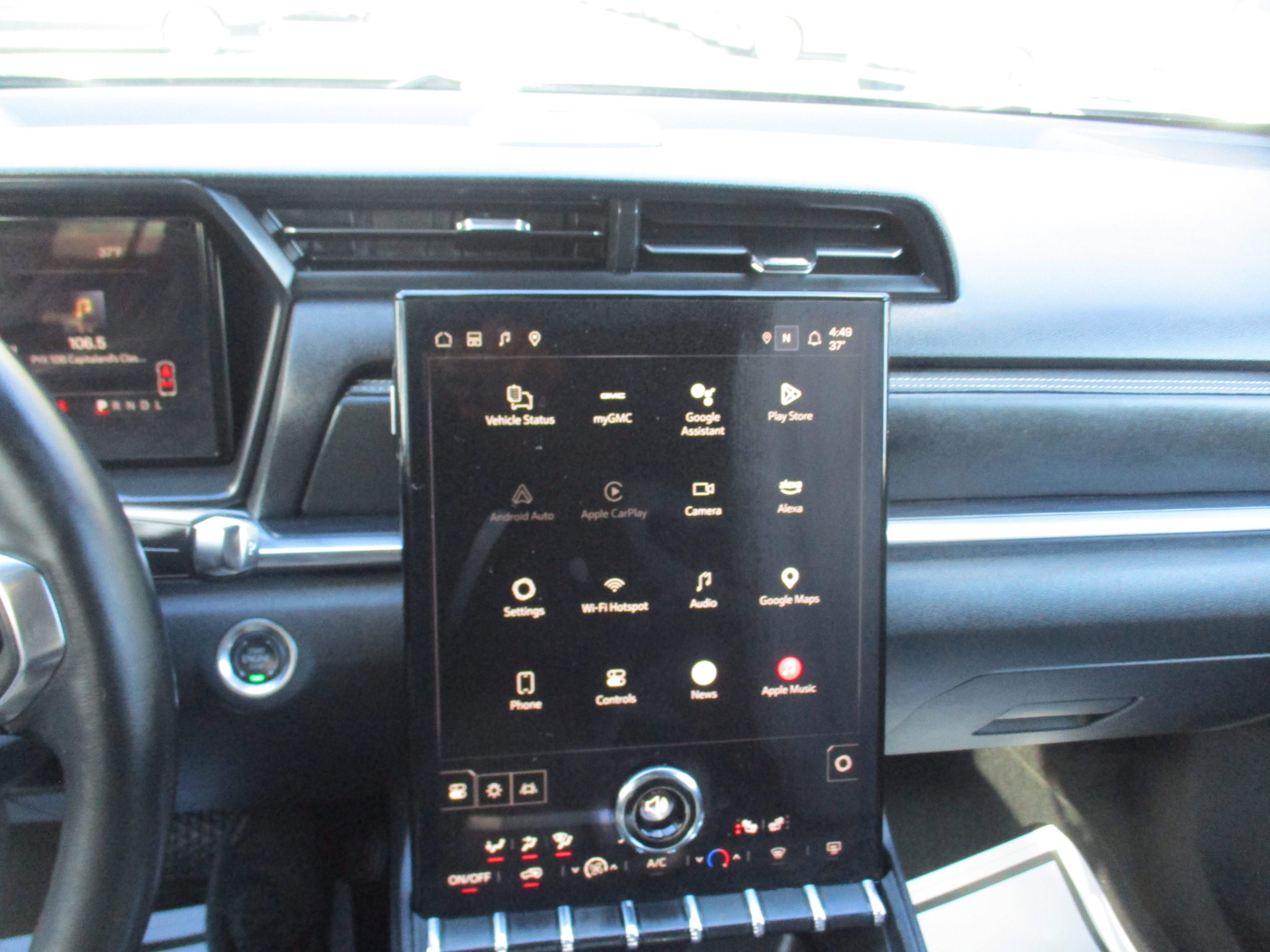 Certified 2025 GMC Terrain Elevation AWD/4WD image 16