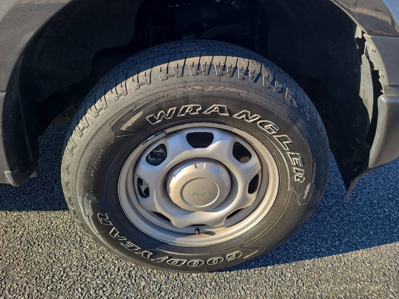 Used 2020 Ford F150 XL w/ XL Power Equipment Group image 10