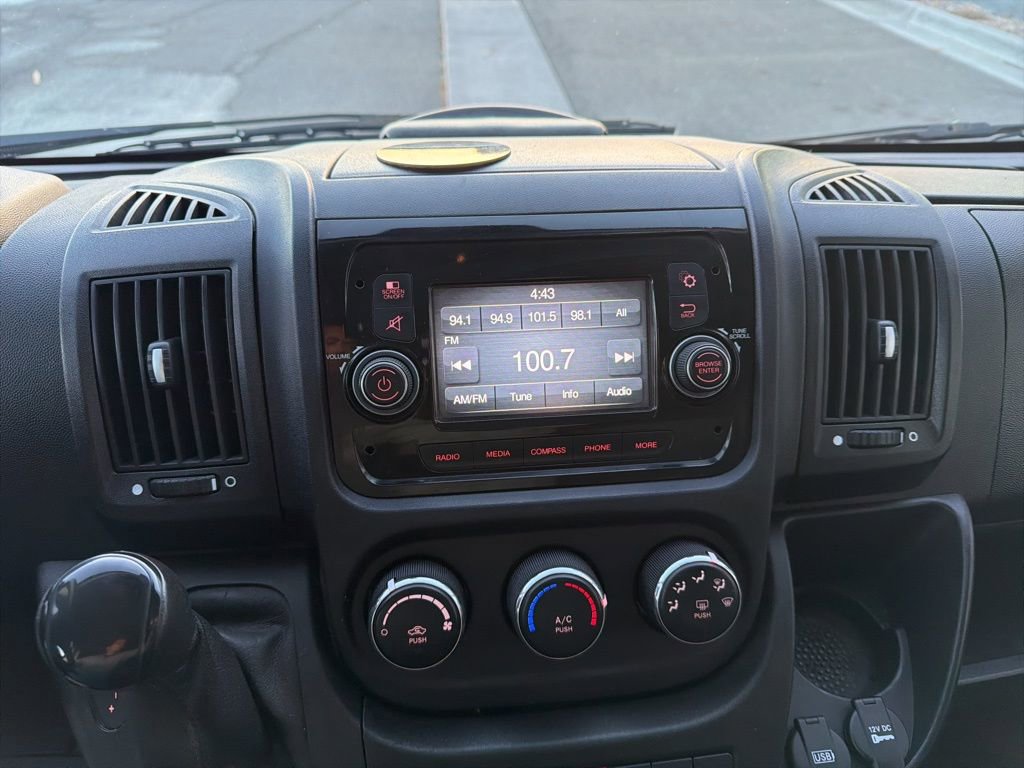 Used 2018 RAM ProMaster 2500 FWD image 17