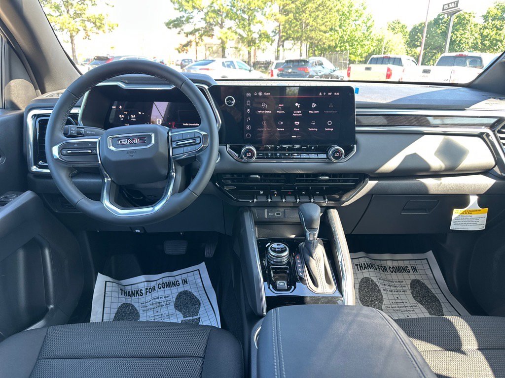 New 2025 GMC Canyon Elevation w/ Convenience Package image 8