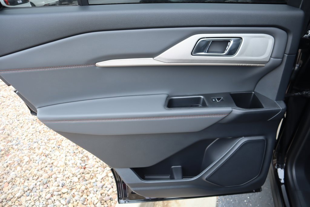 New 2026 Ford Explorer Active image 18