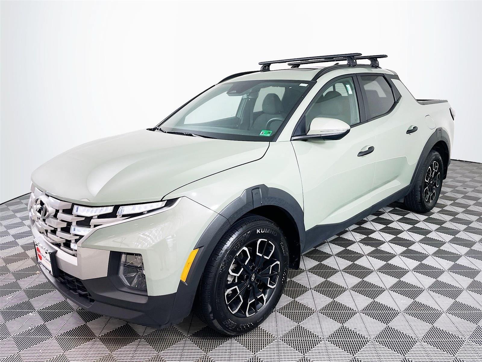 Used 2024 Hyundai Santa Cruz SEL w/ Activity Package FWD image 3