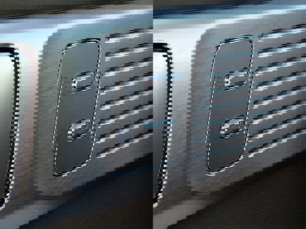 Used 2025 Hyundai Santa Fe Calligraphy image 26