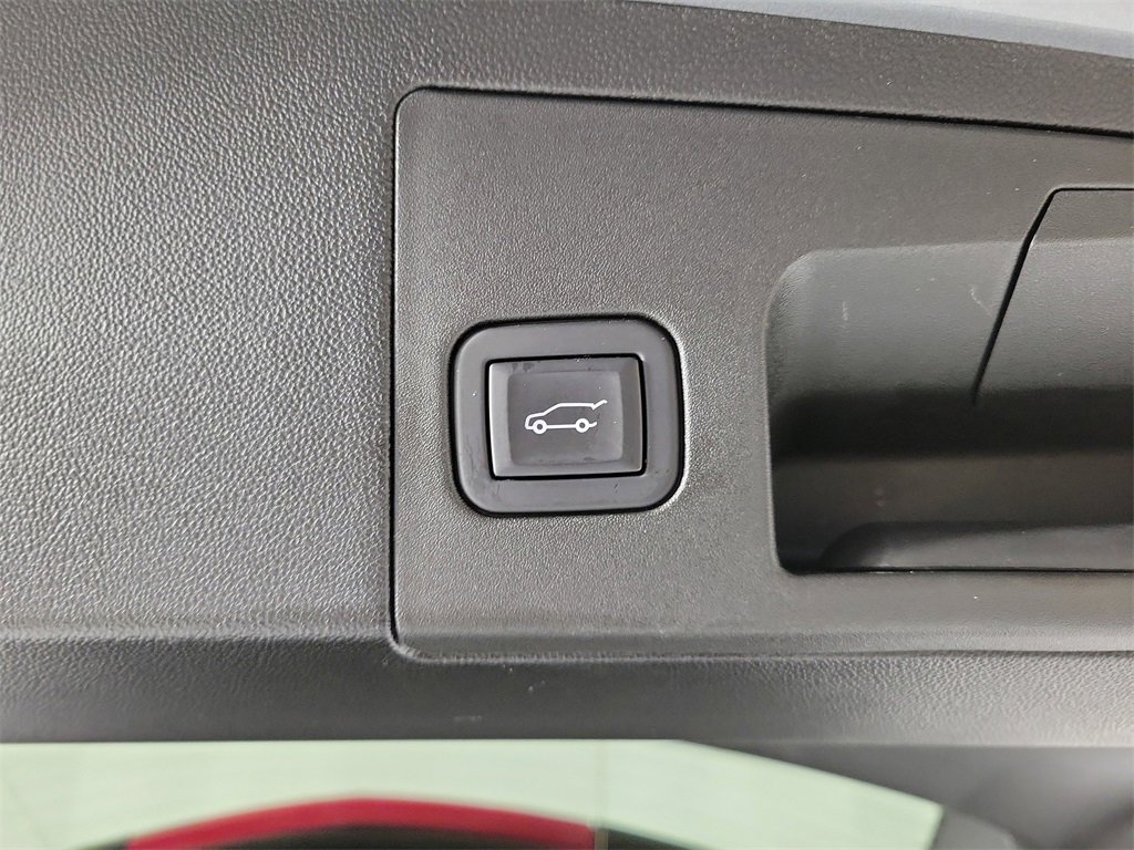 Certified 2023 Cadillac XT5 Luxury image 9