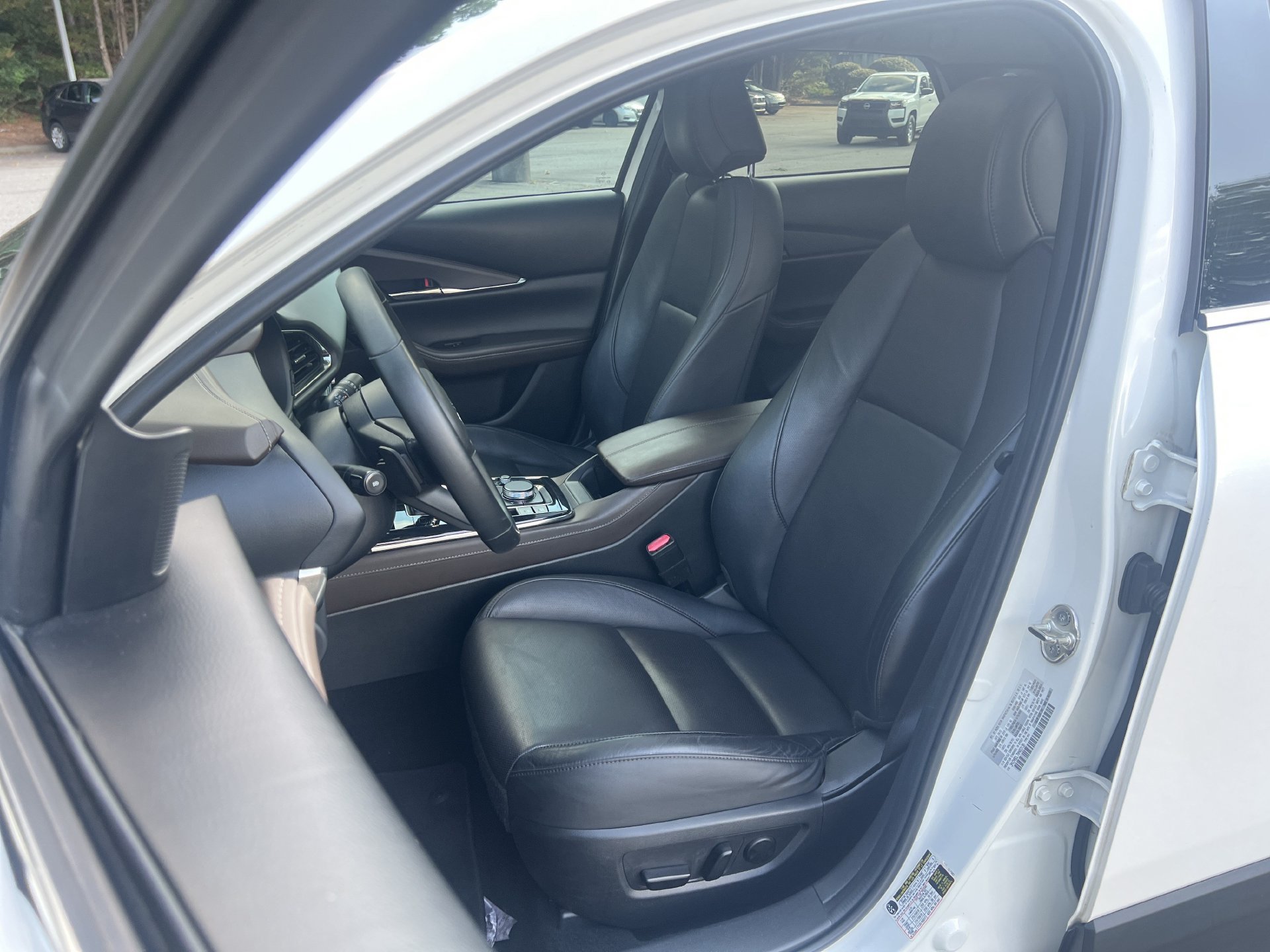 Used 2022 MAZDA CX-30 AWD 2.5 S w/ Premium Package image 16