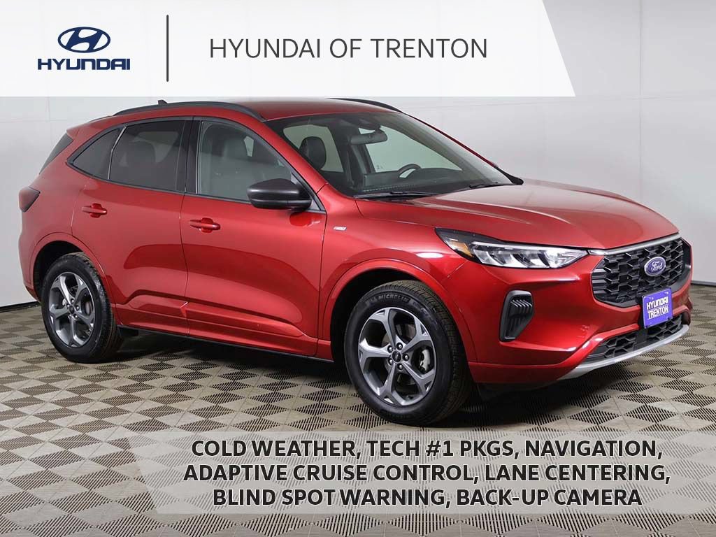 Used 2023 Ford Escape ST-Line w/ Tech Pack #1 AWD/4WD image 1