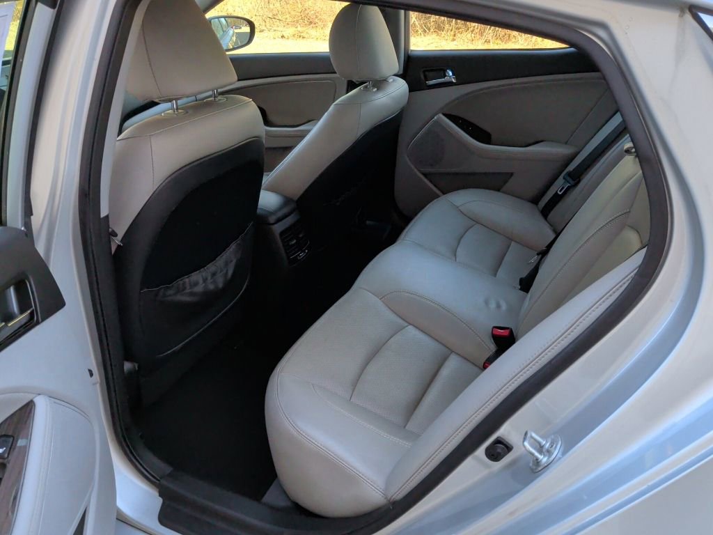 Used 2013 Kia Optima EX w/ Premium Pkg FWD image 9